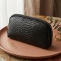 Фактурна жіноча барсетка з натуральної шкіри з тисненням під змію Vintage 22272 Чорний