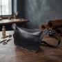 Шкіряна бананка унісекс GRANDE PELLE 22813 Чорний