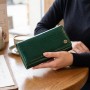 Лакований жіночий гаманець із блоком для візиток з натуральної шкіри ST Leather 19424 Зелений