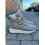 Женские кожаные зимние кроссовки Yuves Одра бежевые
