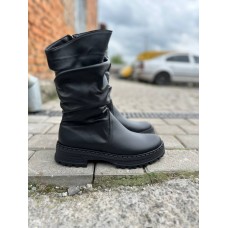 Женские кожаные зимние ботинки Kristi 109 черные