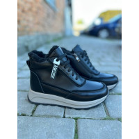 Женские кожаные зимние кроссовки Yuves Одра черные